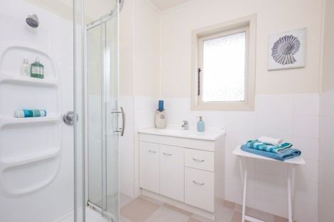 Photo of property in 81 Smythe Road, Henderson, Auckland, 0612