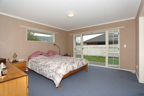 Photo of property in 5 Parnell Heights Drive, Kelvin Grove, Palmerston North, 4414