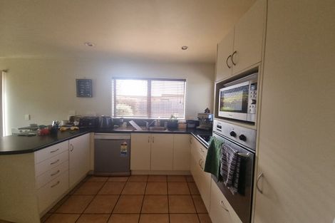 Photo of property in 102 Roberta Drive, Somerfield, Christchurch, 8024