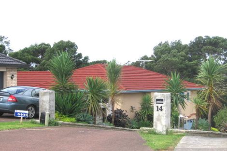 Photo of property in 14 San Vito Place, Henderson, Auckland, 0612