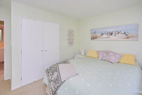 Photo of property in 42 Seadown Crescent, Amberley, 7410