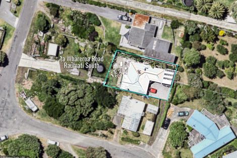 Photo of property in 1a Whareroa Road, Raumati South, Paraparaumu, 5032