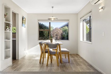 Photo of property in 7 Kathleen Place, Rainbow Point, Taupo, 3330