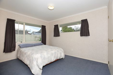 Photo of property in 5 Parnell Heights Drive, Kelvin Grove, Palmerston North, 4414