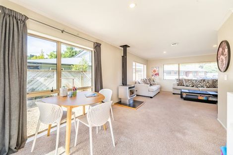 Photo of property in 8 Beechwood Way, Te Marua, Upper Hutt, 5018