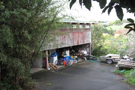 Photo of property in 17 Gibson Place, Mellons Bay, Auckland, 2014