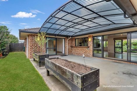 Photo of property in 21 Mandalay Place, Waiuku, 2123