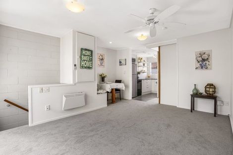 Photo of property in 5/25 Inverness Road, Browns Bay, Auckland, 0630