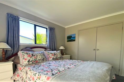 Photo of property in 135 Portia Street, Stratford, 4332