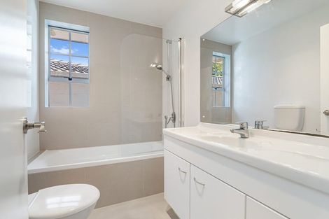 Photo of property in 2/26a Penning Road, Castor Bay, Auckland, 0620