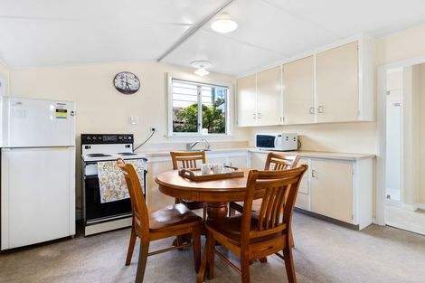 Photo of property in 3 Athol Place, Ravensbourne, Dunedin, 9022