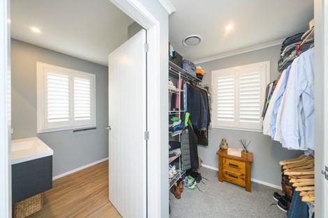 Photo of property in 2 Oldfield Lane, Marton, 4710