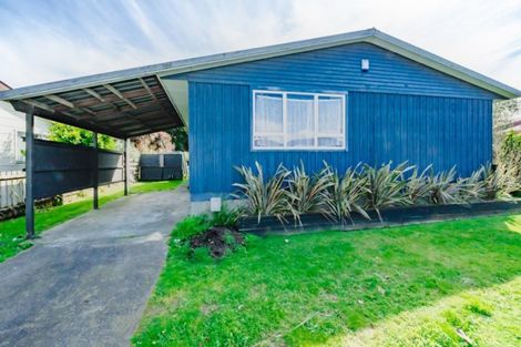 Photo of property in 9 Makarini Street, Paraparaumu, 5032