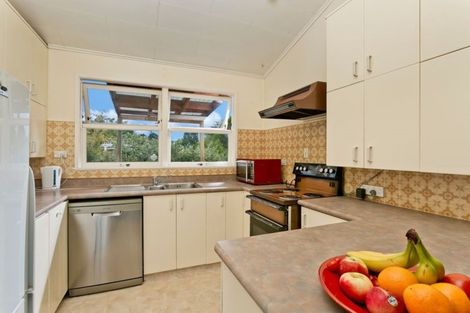 Photo of property in 3 Hamilton Place, Glenfield, Auckland, 0629