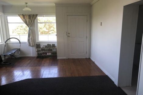 Photo of property in 89 Miromiro Road, Normandale, Lower Hutt, 5010