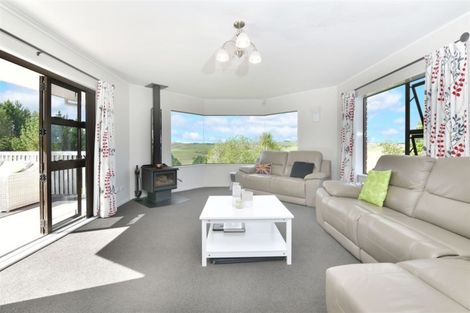 Photo of property in 1168 Old North Road, Helensville, Waimauku, 0882