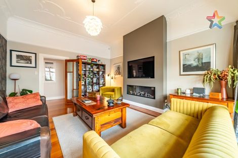 Photo of property in 6 Wha Street, Lyall Bay, Wellington, 6022