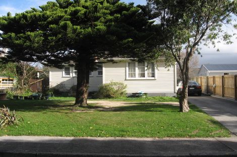 Photo of property in 60 Kowhai Street, Naenae, Lower Hutt, 5011