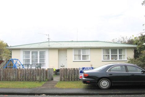 Photo of property in 1/18 Harper Street, Papakura, 2110