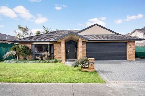 Photo of property in 5 Karson Place, Flat Bush, Auckland, 2016