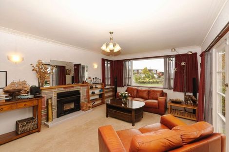 Photo of property in 35 Hartley Terrace, Massey, Auckland, 0614