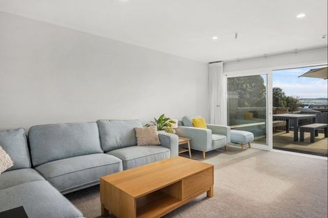 Photo of property in 45 Saint James Street, Richmond Heights, Taupo, 3330