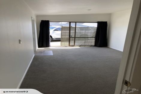 Photo of property in 50a Megan Avenue, Pakuranga Heights, Auckland, 2010