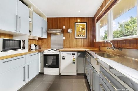 Photo of property in 22 Silverbirch Grove, Churton Park, Wellington, 6037