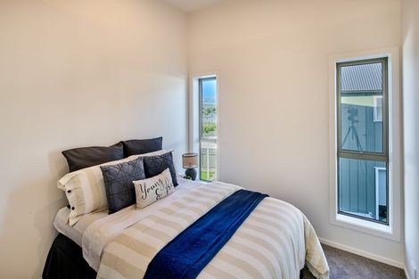 Photo of property in 26 Koreke Close, Kenepuru, Porirua, 5022