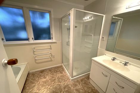 Photo of property in 52 Meremere Street, Wainuiomata, Lower Hutt, 5014