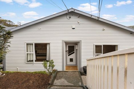 Photo of property in 22 Albert Street, Island Bay, Wellington, 6023