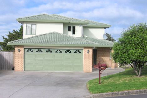 Photo of property in 4 Boeing Place, Goodwood Heights, Auckland, 2105