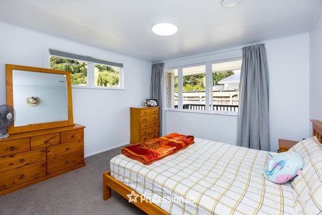 Photo of property in 15f1-a Lane Street, Wallaceville, Upper Hutt, 5018