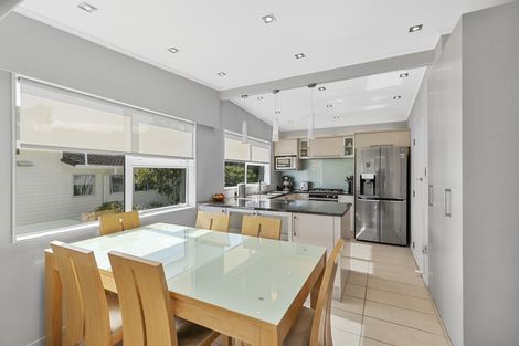 Photo of property in 26 Holland Street, Wainuiomata, Lower Hutt, 5014