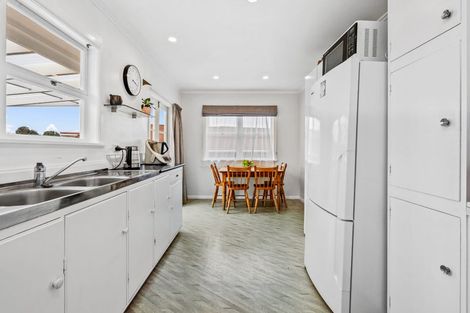 Photo of property in 9 Kiwi Avenue, Maunu, Whangarei, 0110