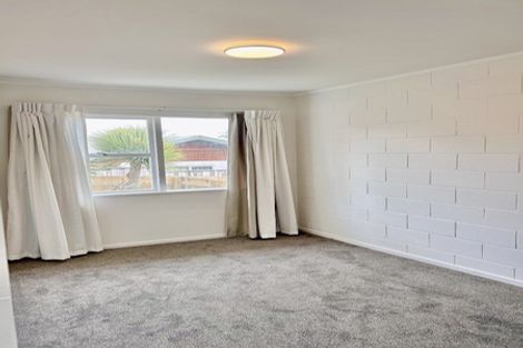 Photo of property in 6/150 Hutchinson Avenue, New Lynn, Auckland, 0600