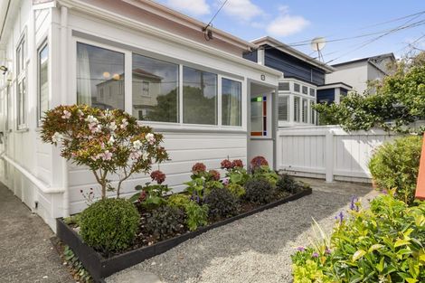 Photo of property in 215 Rintoul Street, Berhampore, Wellington, 6023