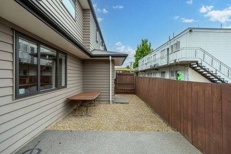 Photo of property in 30u4 Willoughby Street, Whitiora, Hamilton, 3200