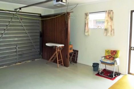 Photo of property in 2/64 Marne Road, Papakura, 2110