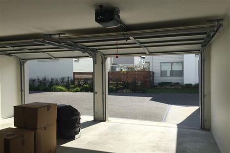 Photo of property in 42 Kuaka Drive, Takanini, 2112