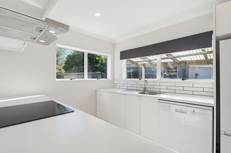 Photo of property in 8 Buller Place, Westbrook, Palmerston North, 4412