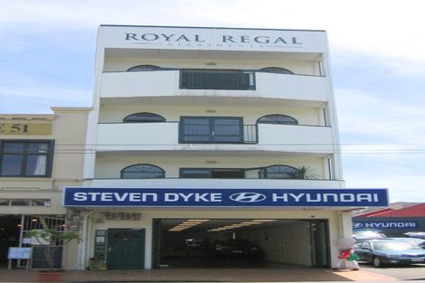 Photo of property in Royal Regal Apartments, 50u3 Cambridge Terrace, Te Aro, Wellington, 6011
