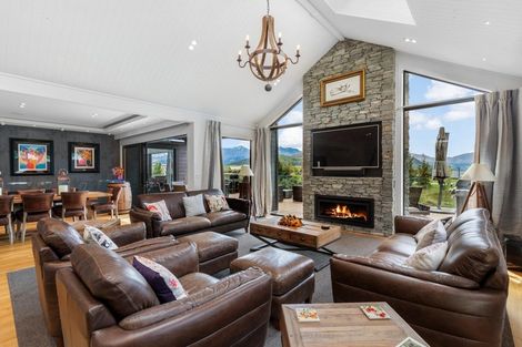 Photo of property in 12 Orford Drive, Jacks Point, Queenstown, 9371
