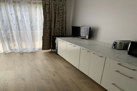 Photo of property in 8 Tawatawa Street, Long Bay, Auckland, 0630