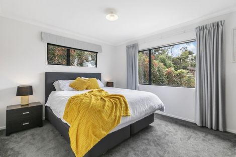 Photo of property in 2/13 Noeleen Street, Glenfield, Auckland, 0629
