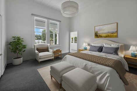 Photo of property in 125 Vauxhall Road, Narrow Neck, Auckland, 0624