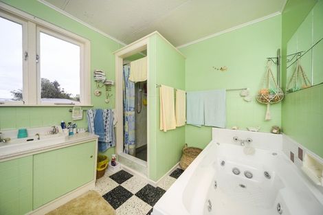 Photo of property in 35 Morris Street, Marton, 4710