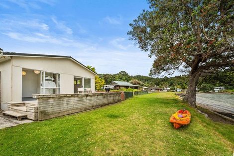 Photo of property in 3 Foster Avenue, Huia, Auckland, 0604