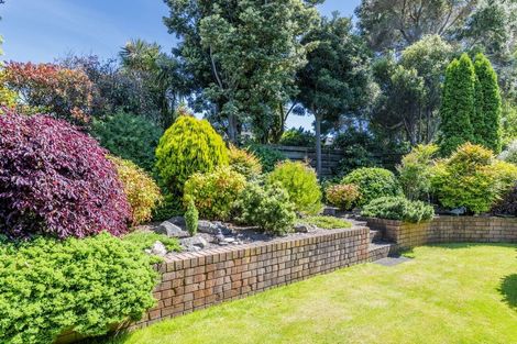 Photo of property in 5 Cedar Drive, Paraparaumu Beach, Paraparaumu, 5032