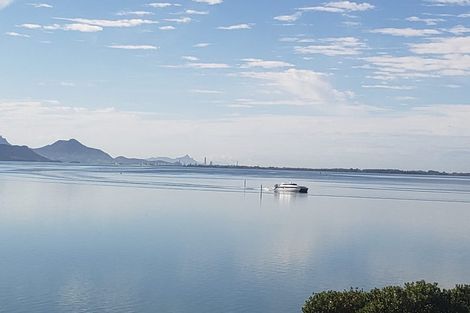Photo of property in 102 Beach Road, Onerahi, Whangarei, 0110